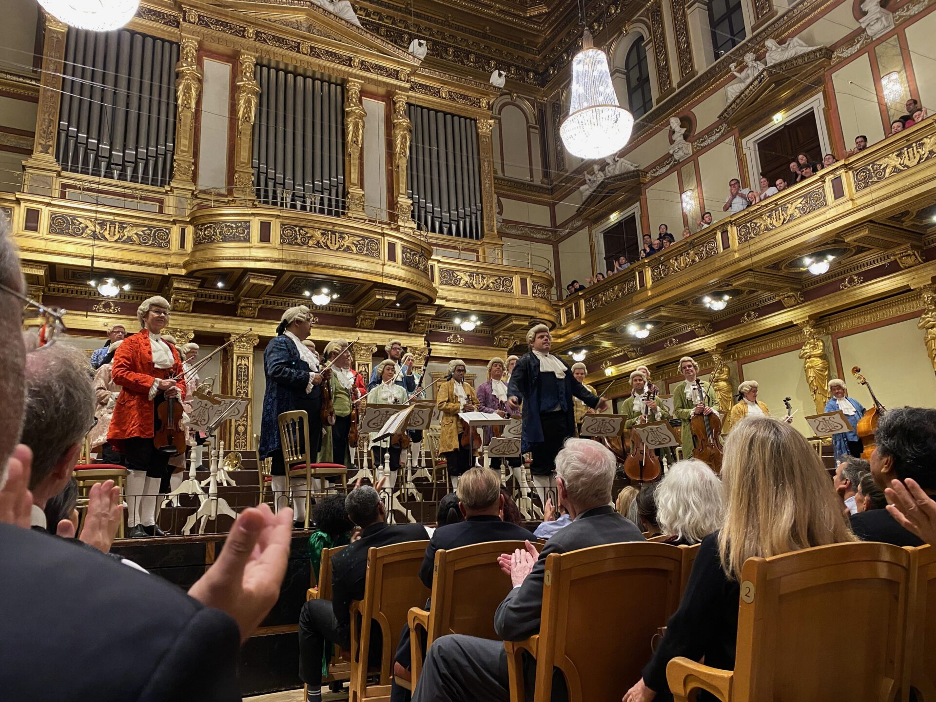 維也納｜世界級音樂廳「金色大廳」，來場莫札特古裝音樂會