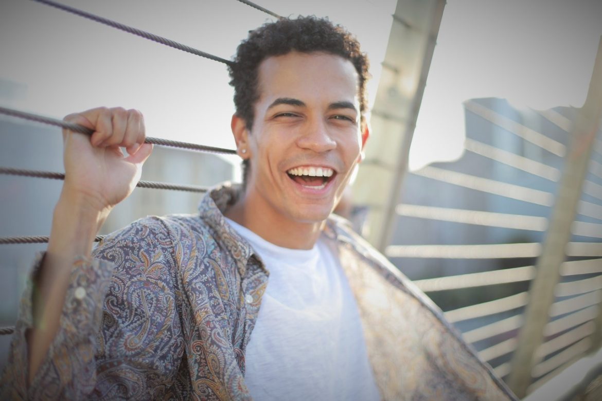 HRT後更有自信更愛自己，或許就像志宇心理師說的「我看起來很不一樣，現在的我閃閃發光」